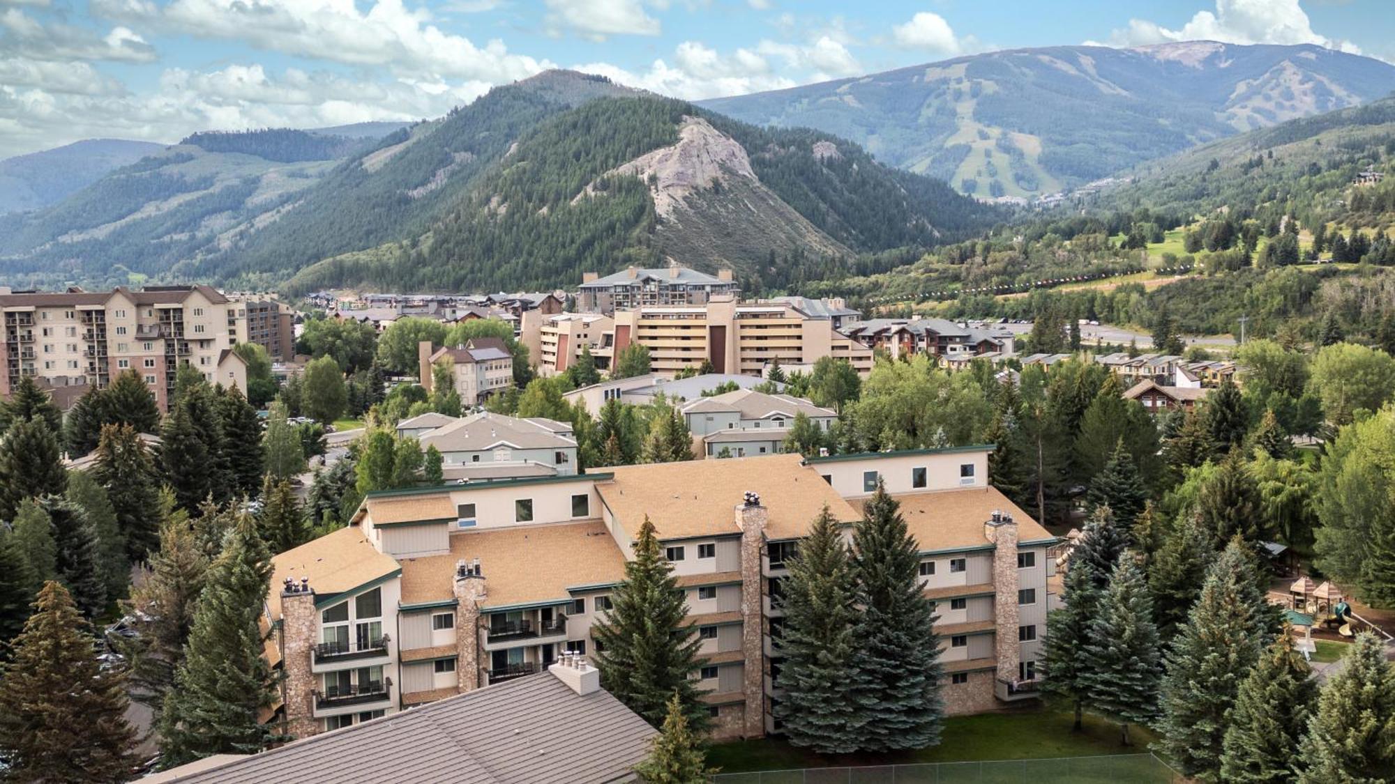Falcon Point Эйвон Экстерьер фото